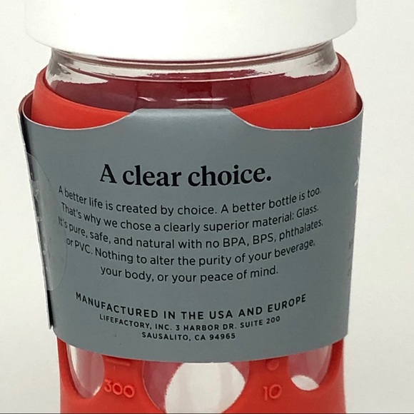 Lifefactory Glass Water Bottle with Classic Cap - Picture 6 of 7